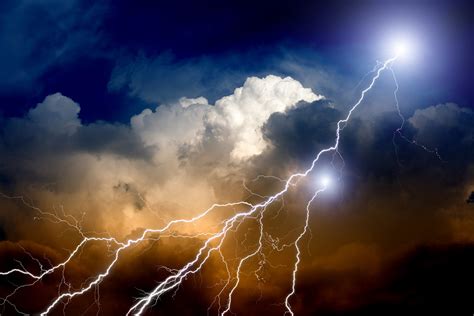 An Electrifying Journey: Understanding the Symbolic Power of Lightning