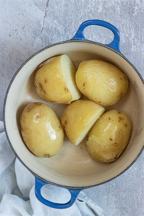 Analyzing the Possible Outcomes and Implications of Dreaming About Boiled Potatoes