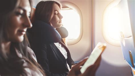 Analyzing the connection between airport dreams and travel-related anxieties