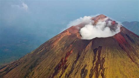 Awe-Inspiring Destinations for Volcano Enthusiasts