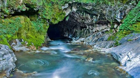 Bridge Water Photography: Capturing the Enchantment of Waterside Bridges