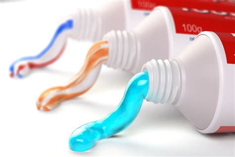 Choosing the Right Toothpaste and Mouthwash