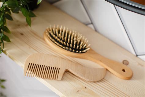 Comb vs. Brush: Which One is Right for You?