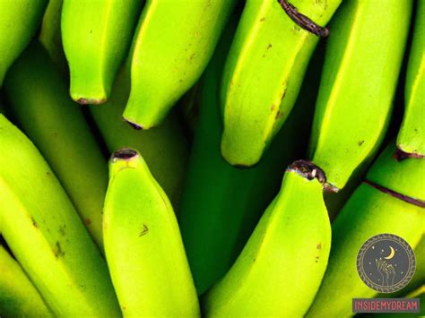 Connecting the Dots: How Your Subconscious Mind Links Bananas to Winning Numbers