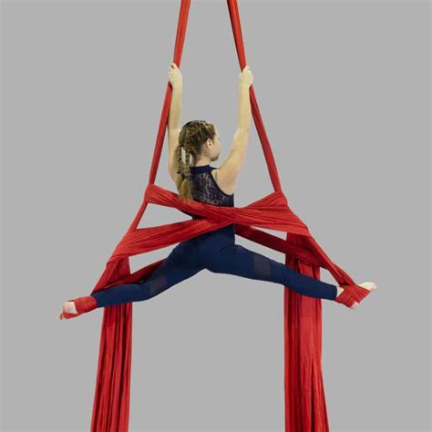 Conquering Fear and Fostering Confidence in Aerial Dance Classes