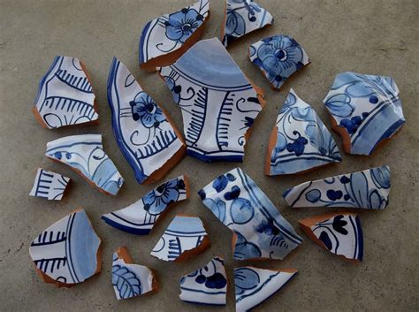 Cracks and Shattered Dreams: Exploring the Interpretation of Broken Ceramic Objects in Dreams