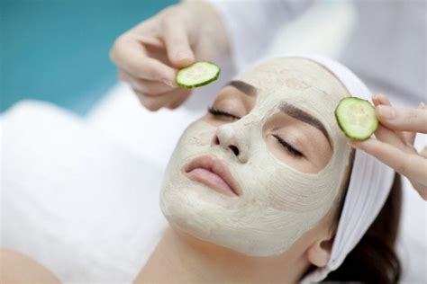 Cucumber Face Masks and Home Remedies for Pregnancy Skincare