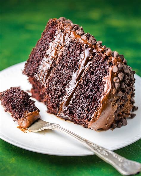 Decadent Chocolate Cake Recipes: From Classic to Creative