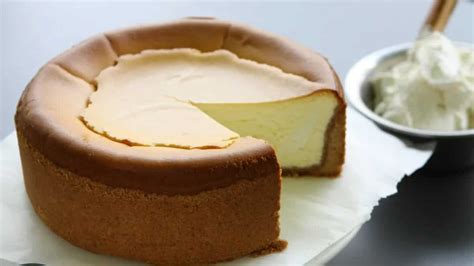 Decadent Varieties of Cheesecake from Around the Globe