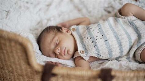 Decoding Typical Situations and Behaviors Involving Infants in Dreams