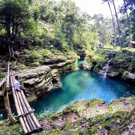 Discover the Enchanting Wonders of an Expansive Water Channel