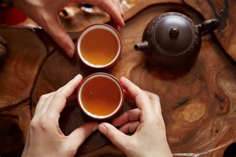 Discover the Path to Becoming a Tea Aficionado