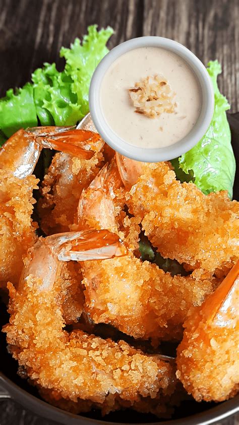 Discover the Tempting World of Flavorful, Crispy Seafood Delights