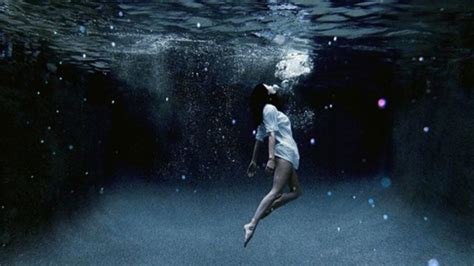 Diving into the Depths: Analyzing and Unraveling the Meanings of Dreams