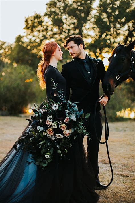 Embracing the Obscurity: The Aesthetic of Weddings with a Dark Heart