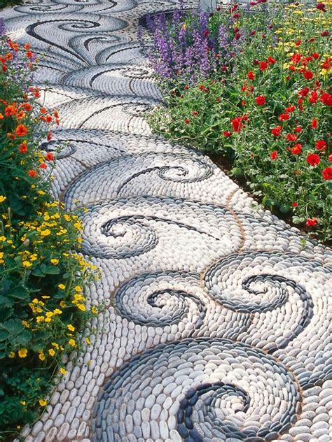 Enhancing Your Garden's Vibrancy with Creative Pathways