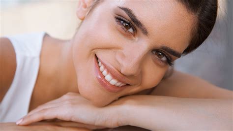 Enhancing Your Natural Beauty: Tips for Accentuating Your Features