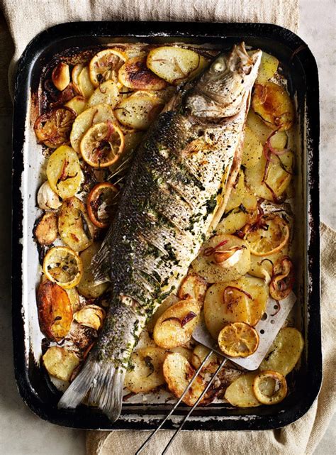 Exploring the Art of Roasting Various Fish Dishes