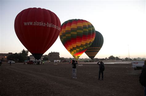 Exploring the Captivating World of Hot Air Ballooning