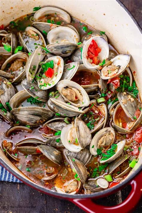 From Ocean to Table: Delicious Recipes with Freshly Dug Clams