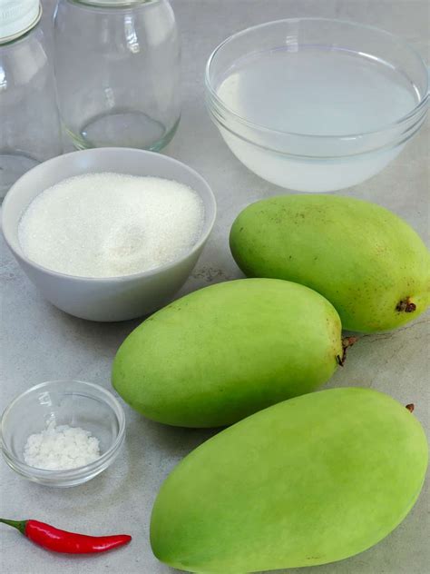 Green Mango: An Essential Ingredient in Global Culinary Traditions