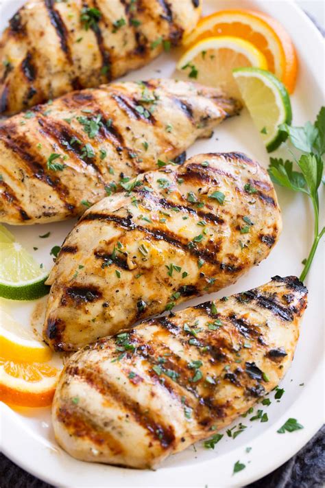 Grilled BBQ Chicken with Citrus Marinade: Burst of Freshness on Your Plate