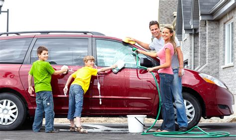 How to Maintain an Environmentally Friendly Approach During Car Cleaning