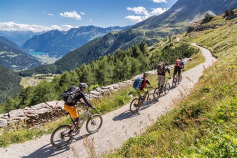 Inspiring Cycling Destinations: Exploring Stunning Routes for Adventures with a Partner