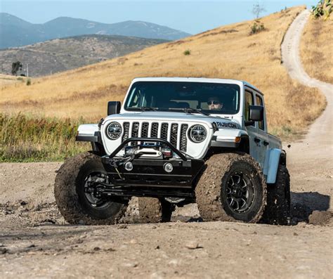 Key Factors to Consider When Purchasing a Jeep for Off-Roading Adventures