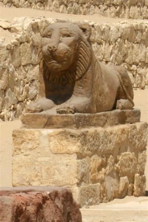 Lions as Guardians: Exploring the Protective Aspect of Lion Statues