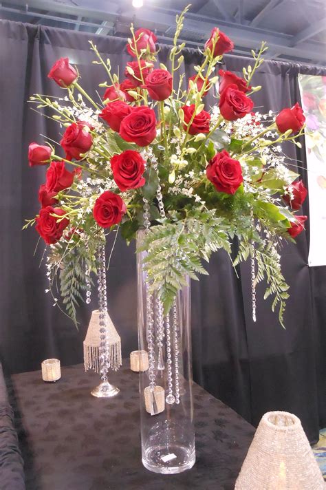 Love Blossoms: Creating Exquisite Floral Arrangements for a Meaningful Celebration