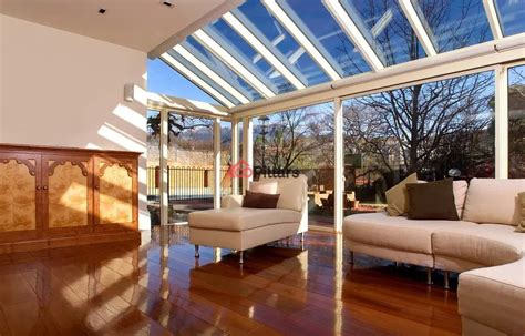 Maximizing Natural Light and Creating Spaciousness