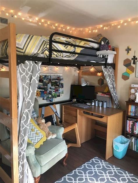 Maximizing Space: Tips for Small Dorm Rooms