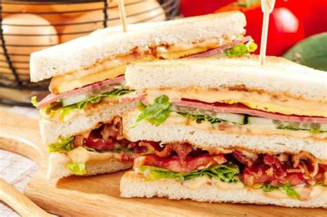 Present Your Sandwich in an Appetizing Way