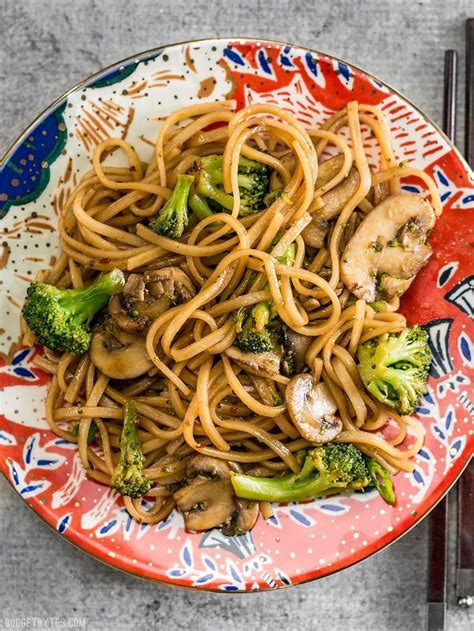 Quick and Easy Stir-Fry Noodles: Perfect for Busy Weeknights