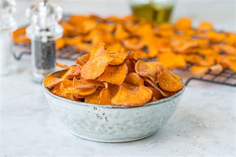 Satisfying the Sweet Tooth: Sweet and Savory Potato Chip Combos