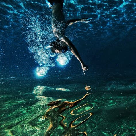 Swimming in the Unconscious: Understanding the Connection between Dreams of Submersion and Deep-seated Desires