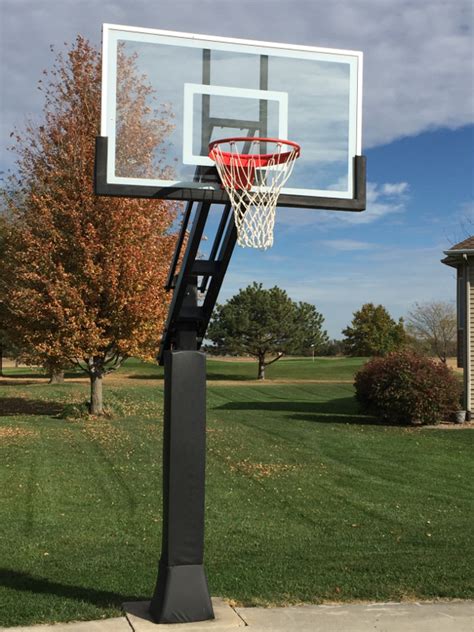 The Advantages of Owning a Personal Basketball Goal at Home