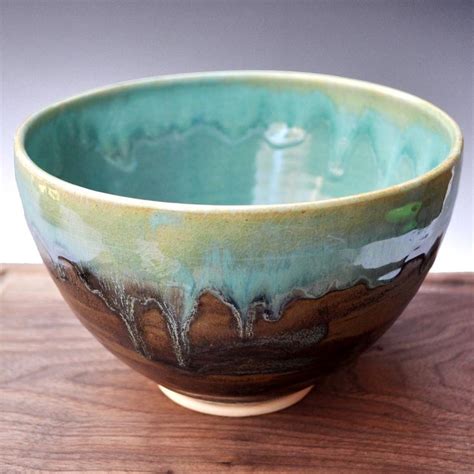 The Art of Crafting Ceramic Bowls