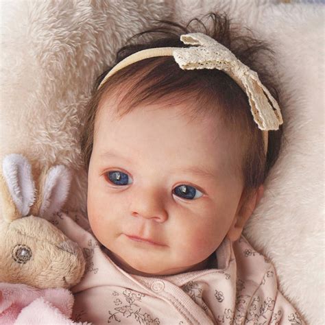 The Art of Reborn Dolls: Crafting Realistic Infants