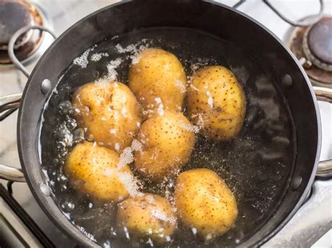 The Connection Between Boiled Potatoes and Childhood Memories