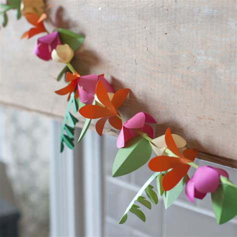 The Craft of Crafting a Floral Garland