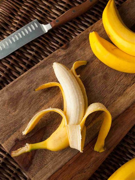 The Curious Dream Phenomenon: The Intriguing Reason Behind People's Fascination with Consuming Banana Peels