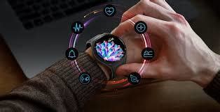 The Evolution of Smartwatches: Blending Technology with Timekeeping Tradition