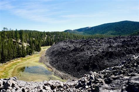 The Fascinating Geological Features of Obsidian Ponds