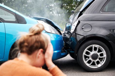 The Impact of Personal Experiences and Traumas on Dreaming about a Crushed Vehicle