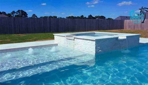 The Perfect Touch: Incorporating a Spa or Jacuzzi into Your Pool Area