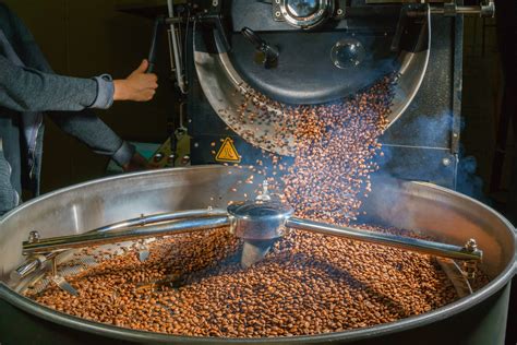 The Pursuit of the Ideal Bean: Exploring Techniques in Coffee Bean Roasting