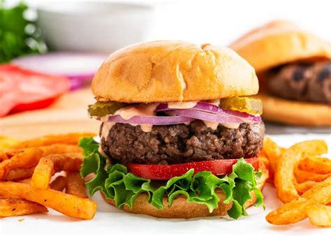 The Science Behind the Perfect Cheese Burger: Secrets to Achieving the Ideal Patty