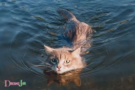 The Significance of Dreaming About a Feline in Aquatic Surroundings